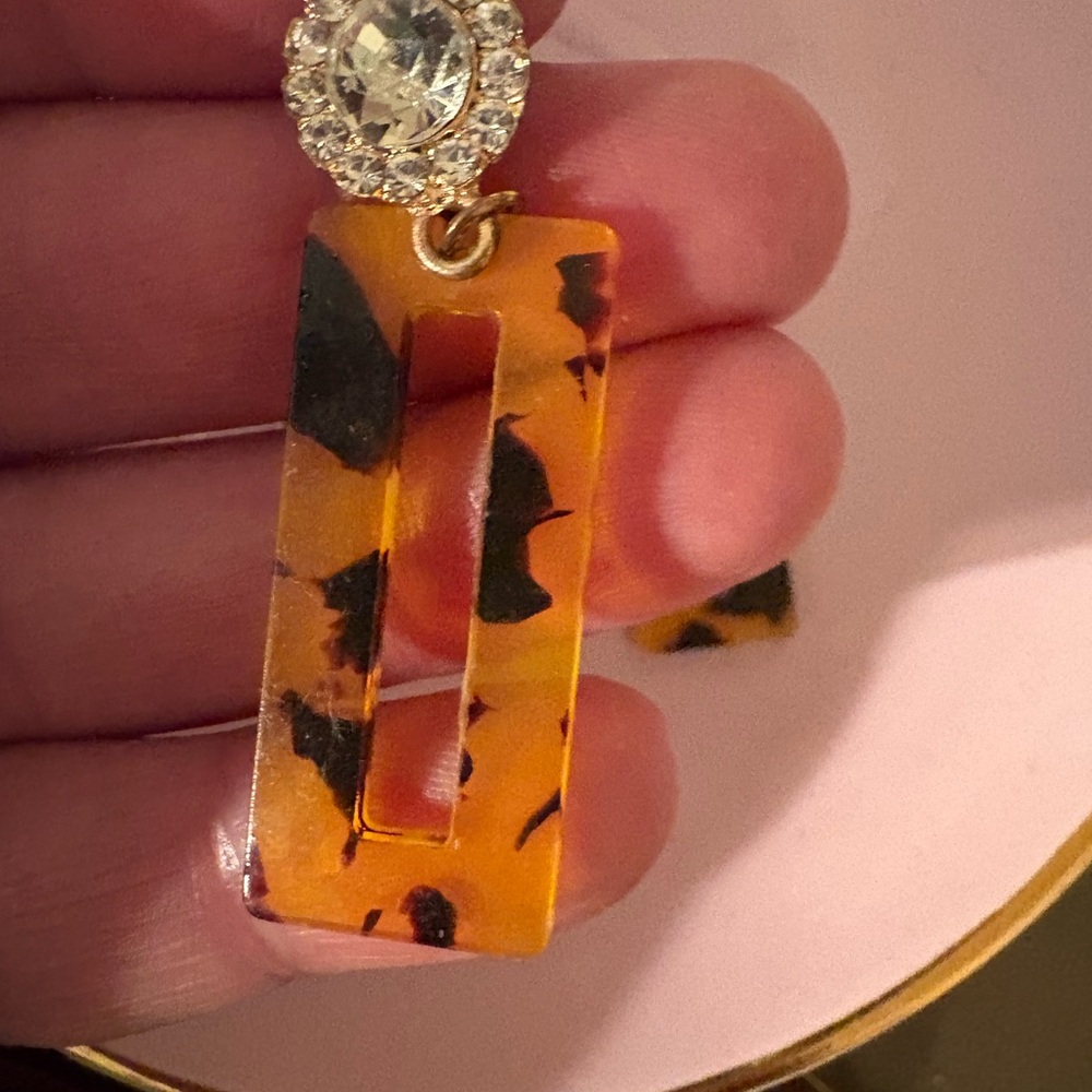 Tortoise Shell and Crystal Drop Earrings - Picture 4 of 6